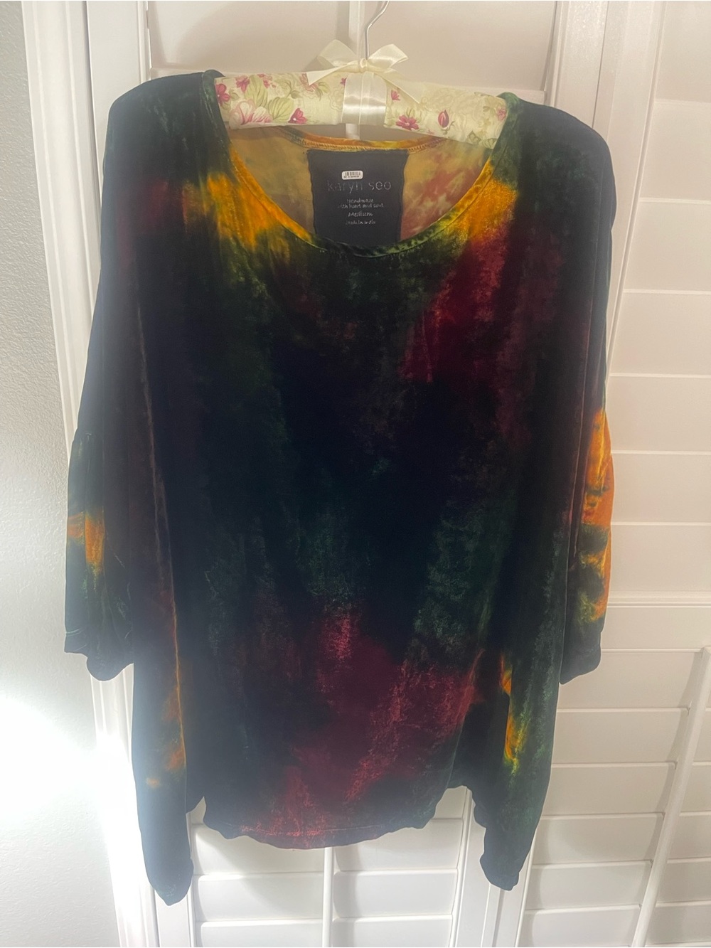 Karyn Seo Velvet Tie-Dye Top in Black, Green, Burgundy & Gold